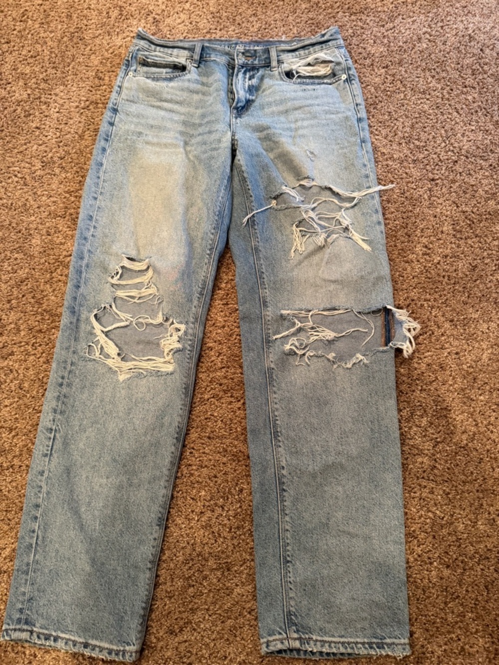 American Eagle Outfitters Light Blue Denim Jeans